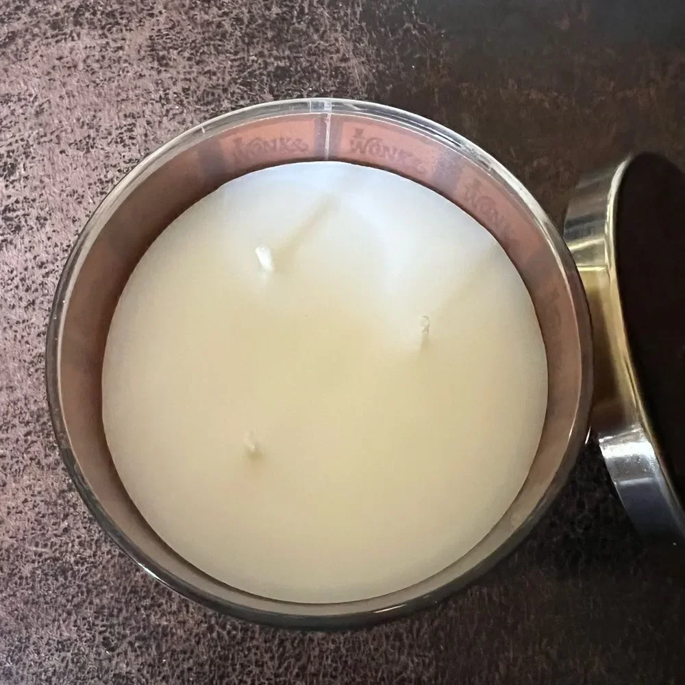 1 LEFT! Goose Creek Willy Wonka Limited Edition 3 Wick Candle Golden Ticket